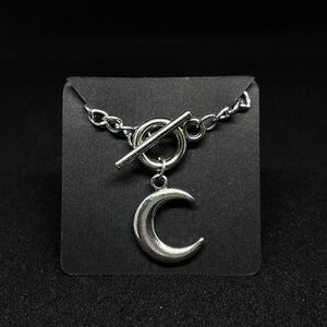 Moon pendant silver chain Necklace Brand New Men and woman